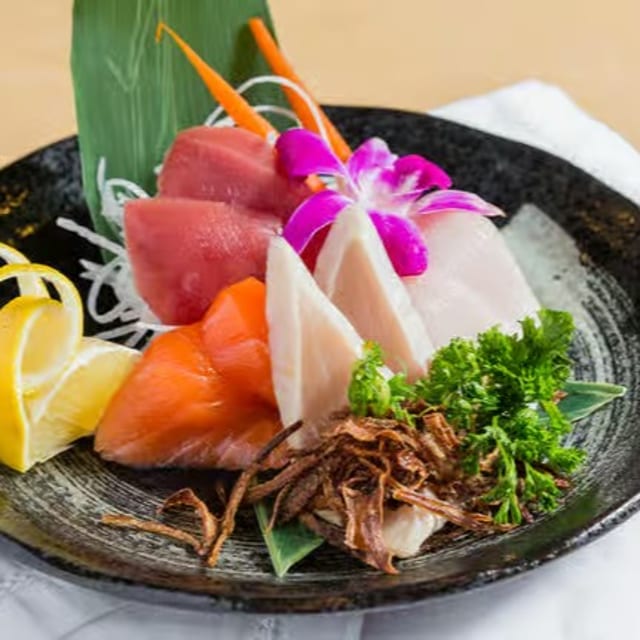 Four Little Rivers Sashimi Combo.